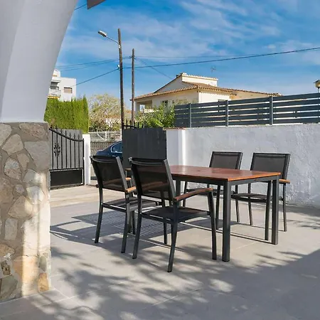 Vila Casa Encantadora Con Piscina Privada En Riells, La Escala - Ideal Vacaciones En Familia Y Amigos - Hisp-7-33 Torroella de Montgrí