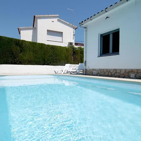 Casa Encantadora Con Piscina Privada En Riells, La Escala - Ideal Vacaciones En Familia Y Amigos - Hisp-7-33 Torroella de Montgrí
